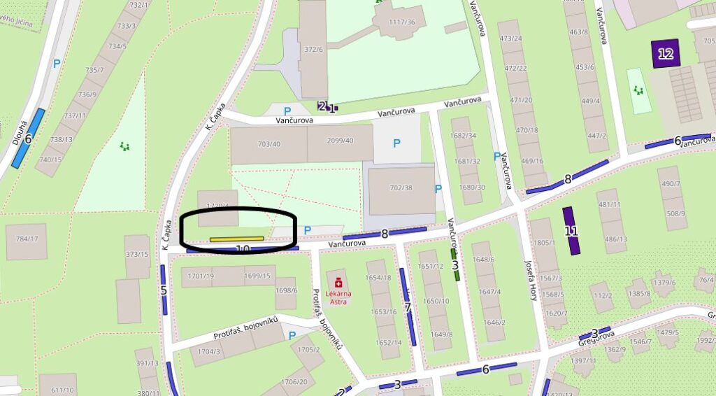 Mapa s vyznačeným místem na Vančurově ulici, kde budou vybudována parkovací místa