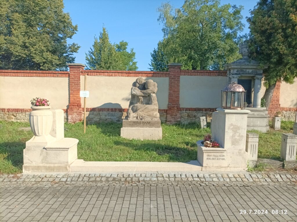 pomník malíře Hugo Baara od sochaře Leopolda Hohla 